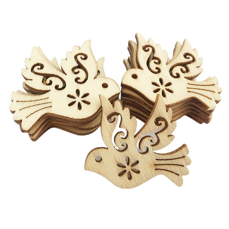 Craft Embellishment - 50 Peças de Recortes de Madeira