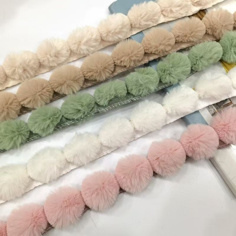 Fringe Ribbon Sewing - Franja de Renda com Pompons de