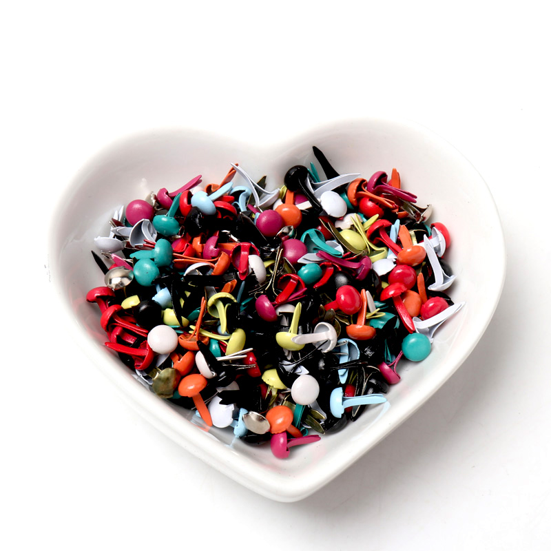 100 peças de Tachas Metálicas  - Embellishments For Scrapbooking avaliação e preço